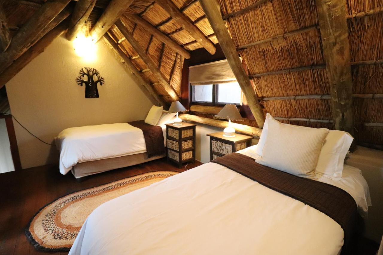 Giraffe Lodge Hoedspruit Exterior foto
