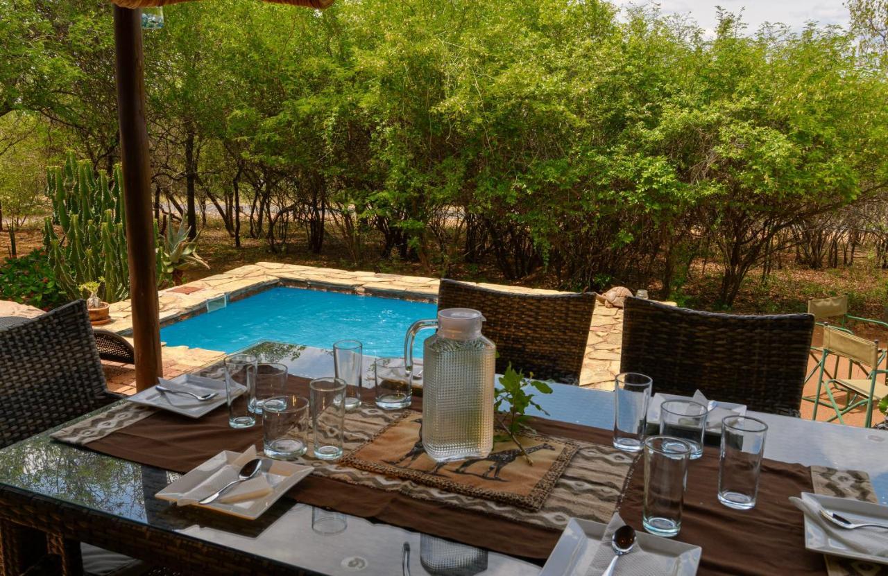 Giraffe Lodge Hoedspruit Exterior foto