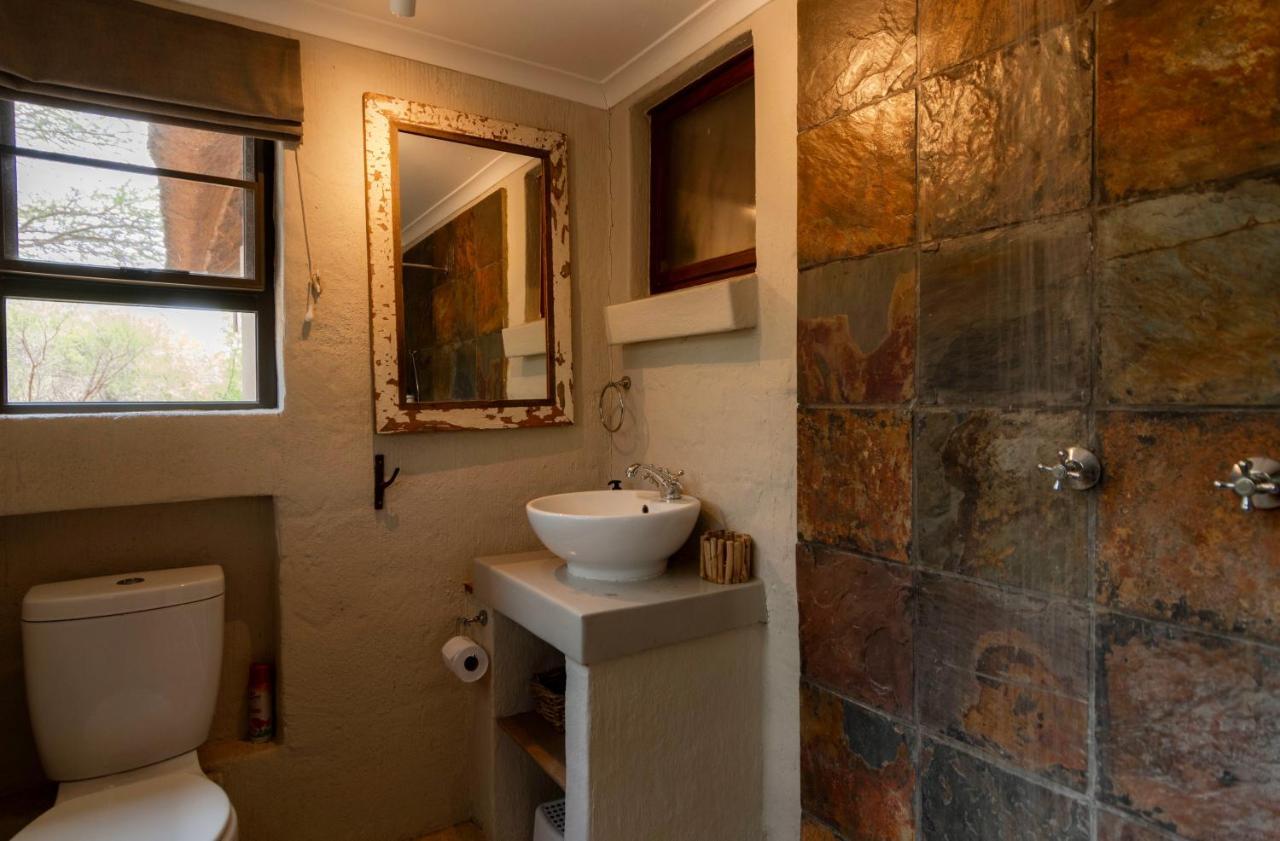 Giraffe Lodge Hoedspruit Exterior foto